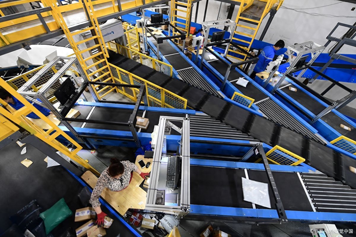 E-commerce Logistics Transfer Center: Analysis of the Advantages of Automatic Sorting Equipment(图2)